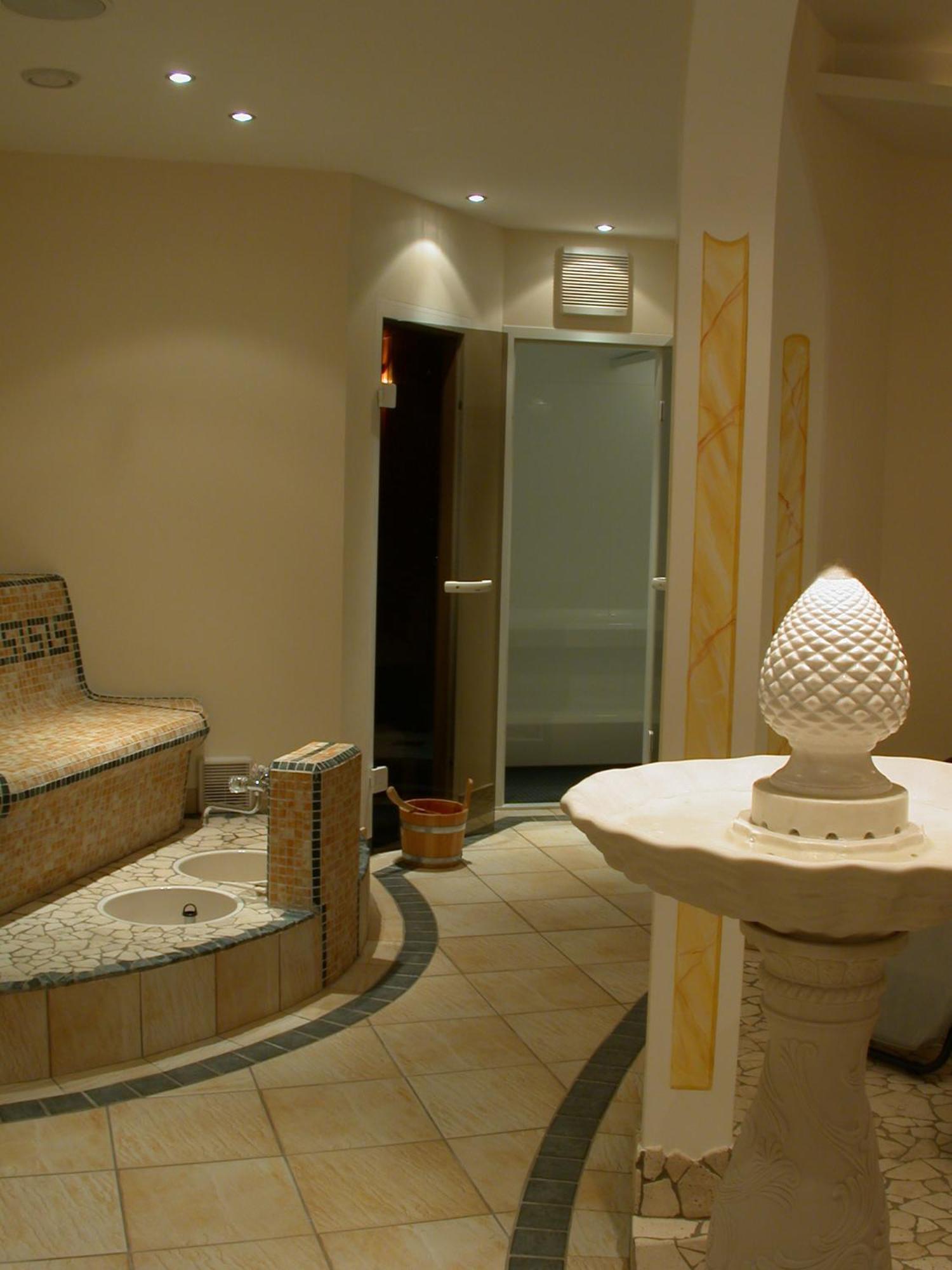 Hotel Garni Pradella Ischgl Bagian luar foto